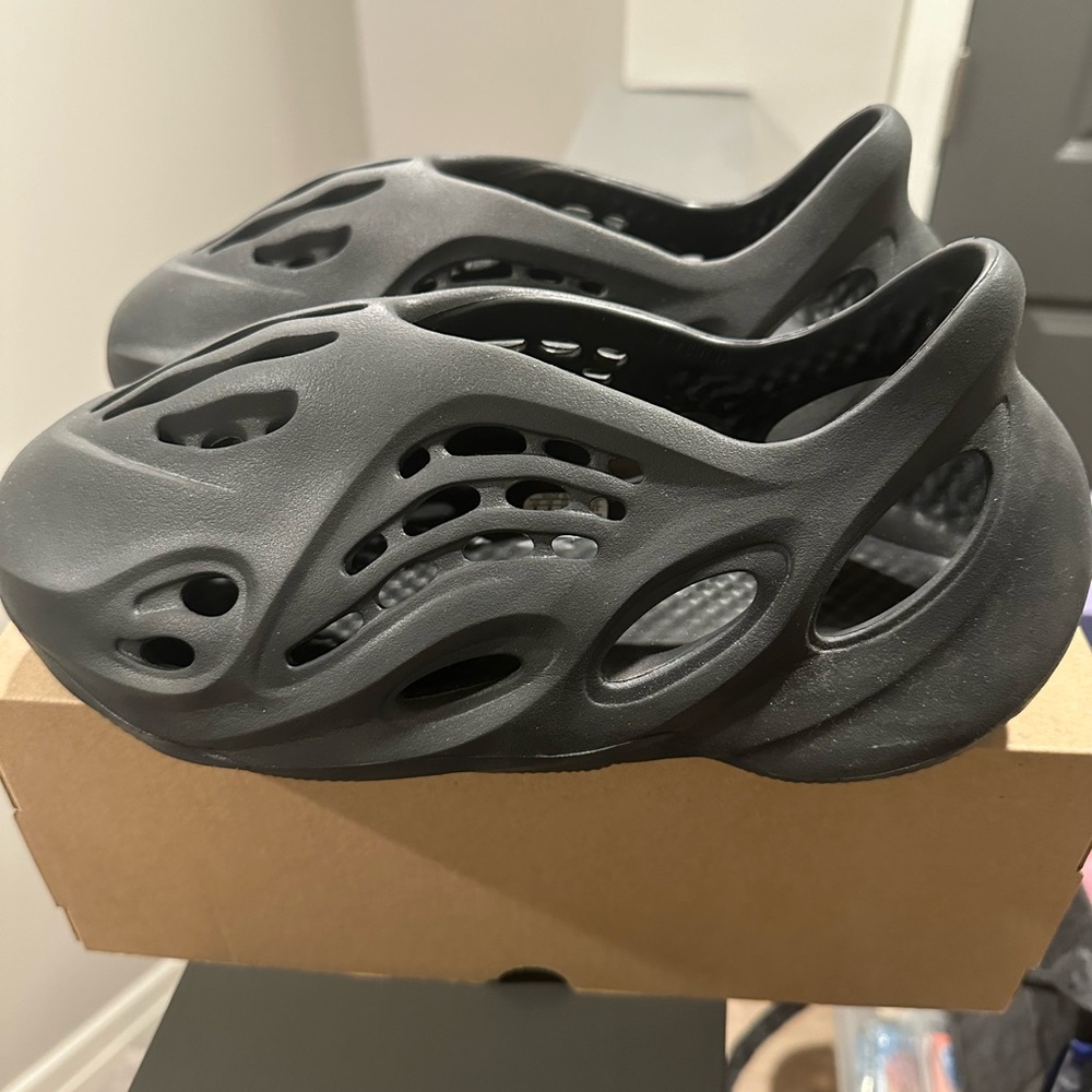 Yeezy Foam Runner - Onyx